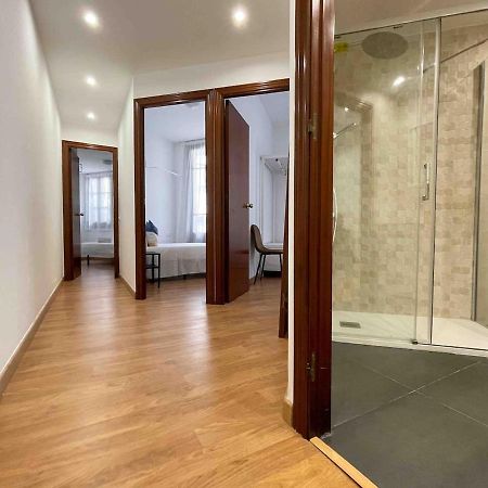 Hostourist Fira Plaza Espana 3 Rooms Barcellona Esterno foto
