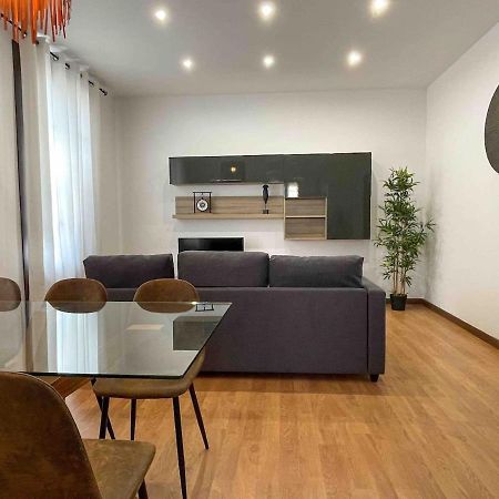 Hostourist Fira Plaza Espana 3 Rooms Barcellona Esterno foto
